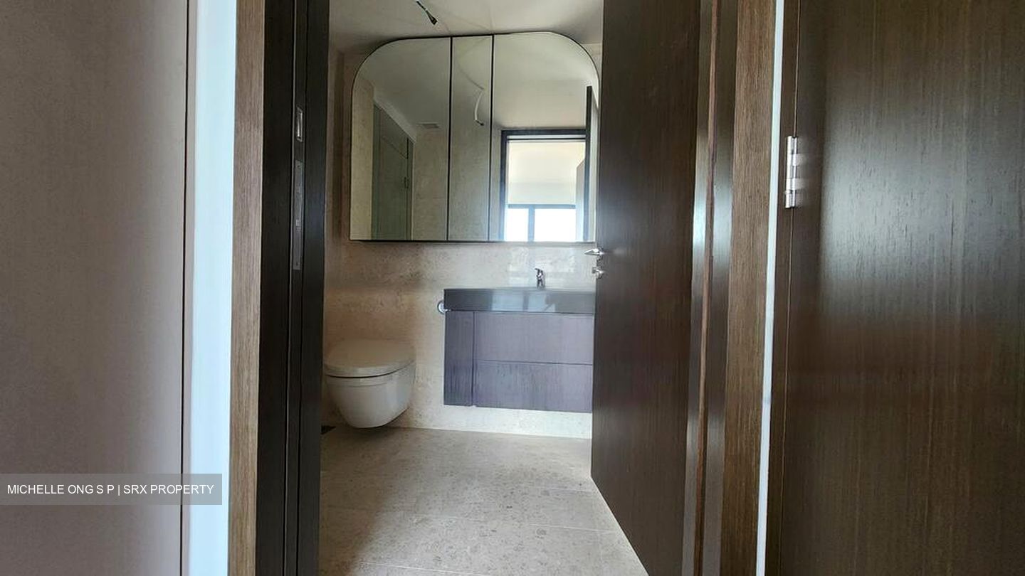 Avenue South Residence (D3), Apartment #458882281